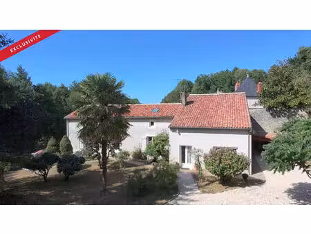 maison 6 pièces 276 m² à vendre / acheter civray 86400 ? | era immobilier