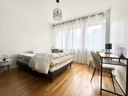 metz sablon - chambre meublée de 12 84 m²