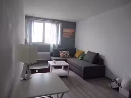 studio meublé idéal étudiant(e).