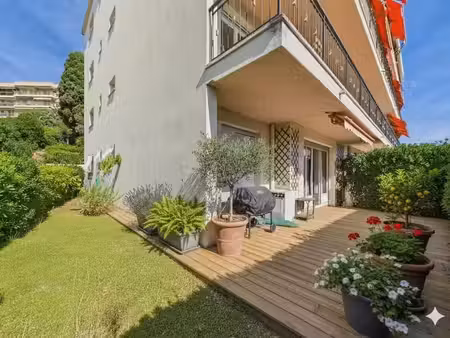 vente appartement 3 pièces 76 m² à antibes (06600)  327 000 €