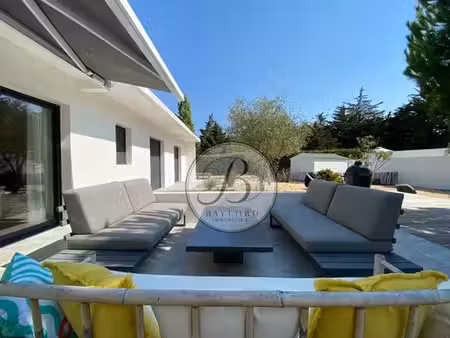 maison de luxe de 196 m2 en vente saint-jean-de-monts  pays de la loire