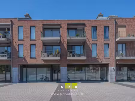 appartement te koop in maaseik met 2 slaapkamers