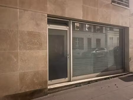 location commerce paris 75015 40m²