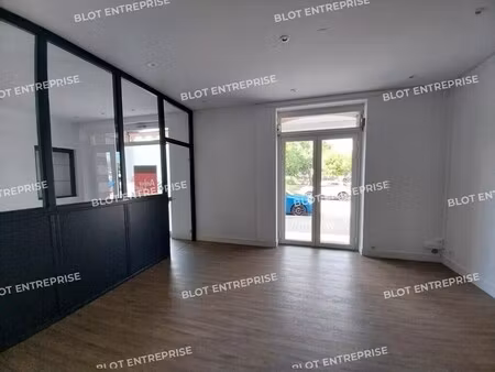 location commerce 41 m²