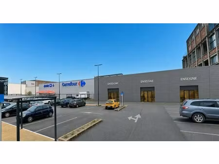 location commerce beauvais 60000 222m²