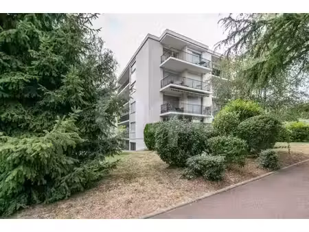 appartement 4 pièces de 78 m²- centre ville de chennevières - résidence les tilleuls
