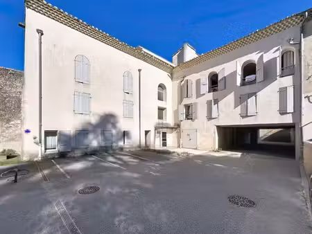 appartement t3 de 60 m² - abbaye de maubec