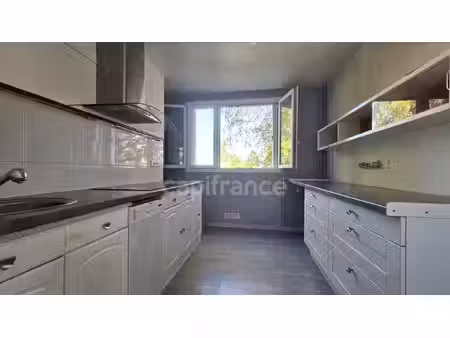 appartement à vendre egly 3 pièce(s) 61m2 179 000€