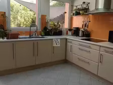 location maison 8 pièces 129 m² à angouleme (16000)  970 €