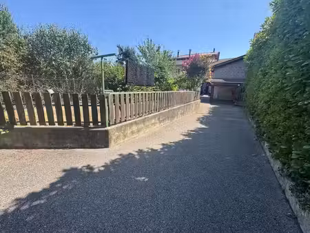 location meublée maison 4 pièces 108 m² à chatte (38160)  1 100 €