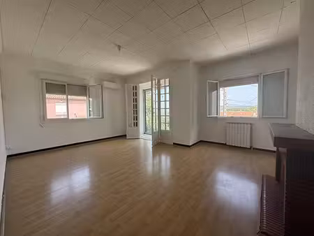 location maison 4 pièces 123.29 m² à limoux (11300)  800 €