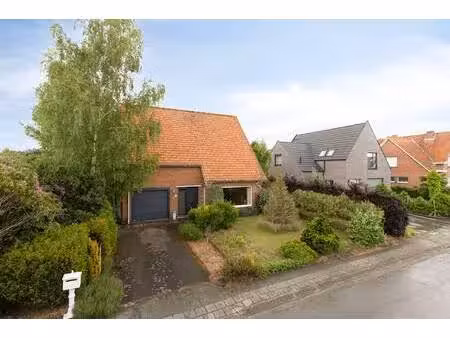 huis te koop in jabbeke met 4 slaapkamers