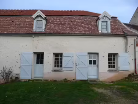 location maison 4 pièces 75 m² à aulnoy (77120)  813 €