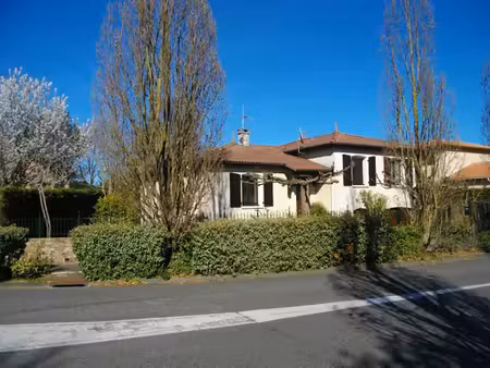 location maison 4 pièces 86 m² à colomiers (31770)  1 214 €