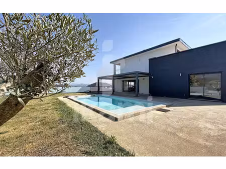maison de 141 m² à rumilly - 885 000 €