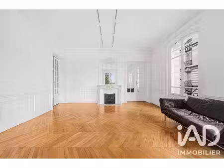 appartement à paris (75016)