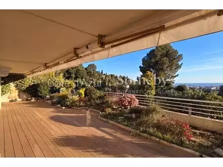 le cannet appartement vue mer avec grandes terrasses dans réside