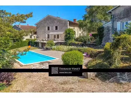 maison de luxe de 6 chambres en vente à serrières-sur-ain  auvergne-rhône-alpes