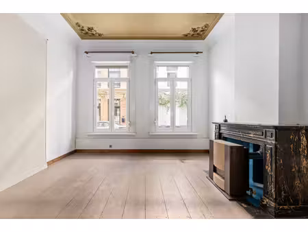 commercieel te koop in antwerpen met 6 slaapkamers