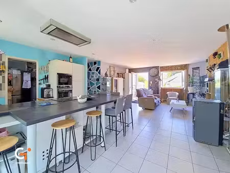 vente maison 5 pièces 115 m² à royville (76730)  272 500 €