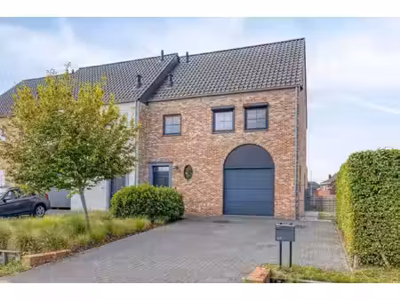 huis te koop in laakdal met 4 slaapkamers