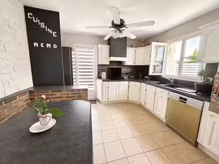 vente maison 5 pièces 120 m² à soucelles (49140)  322 300 €