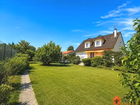 maison de 7 pièces de luxe en vente à saint-germain-sur-morin  île-de-france