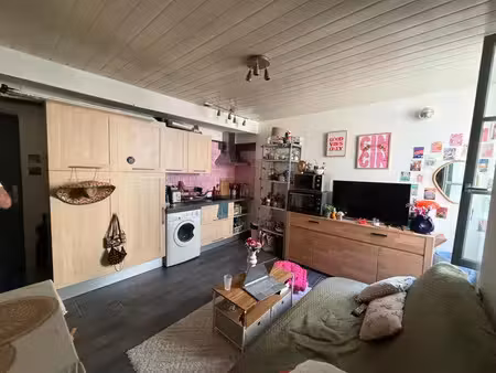 location appartement 2 pièces 26 m² à la rochelle (17000)