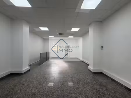 location commerce saint maur des fosses 94210 113m²