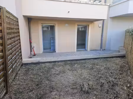 studio a louer a chevreuse avec terrasse