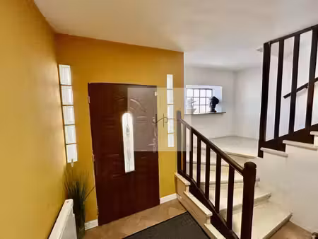 immeuble de rapports avec plusieurs appartements