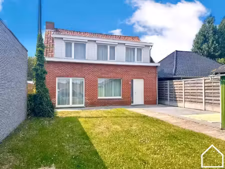 huis te koop in langemark-poelkapelle met 4 slaapkamers