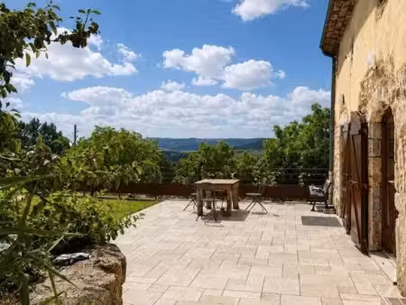 colombier-le-jeune / ardèche maison de caractère + 9 hectares et dépéndances
