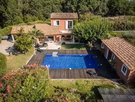 vente maison 5 pièces 143 m² à néoules (83136)  549 000 €