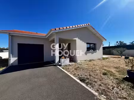 maison de plain-pied à civens : l’équilibre parfait entre modernité  confort et sérénité