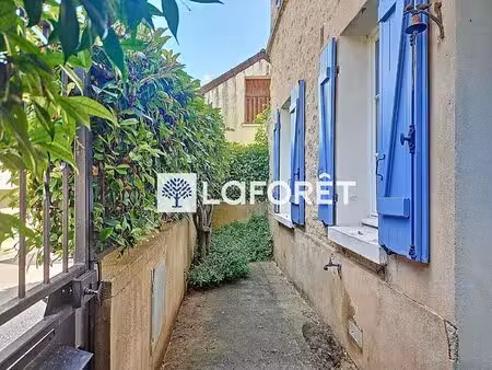 l'alternative idéale à un appartement : une maison de charme au coeur de crespières.