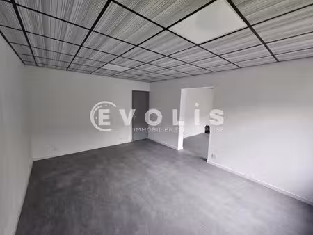 location bureaux 8 m² à 1 265 m²