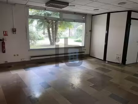 vente bureaux 197 m²