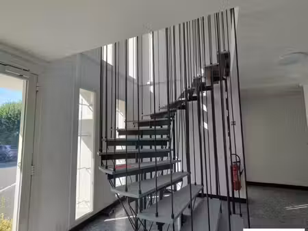 location bureaux voreppe 38340 190m²
