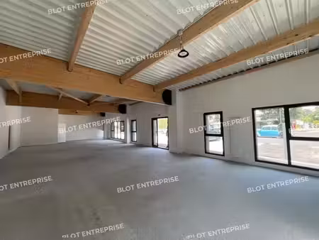 location local d’activités la bouëxière 35340 153m²
