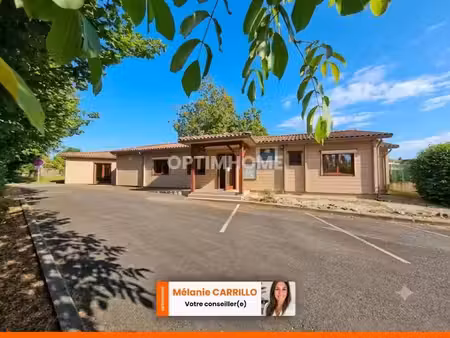 vente locaux professionnels 11 pièces 264 m² à eauze (32800)  214 000 €