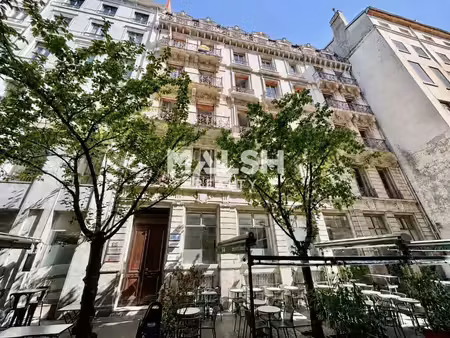 location bureaux 220 m²