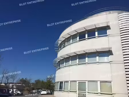 location bureaux 425 m²
