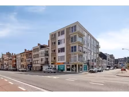 commercieel te huur in sint-andries