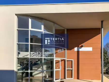 location bureaux 198 m²