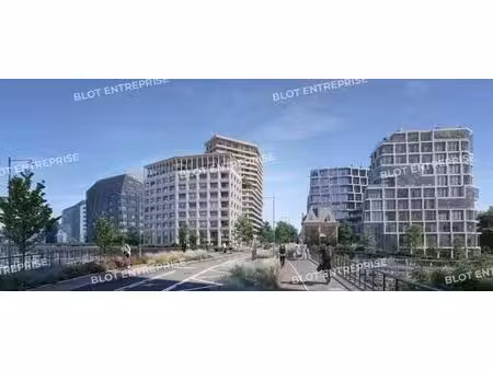 location bureaux 1 213 m²