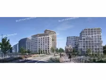 location bureaux 303 m²