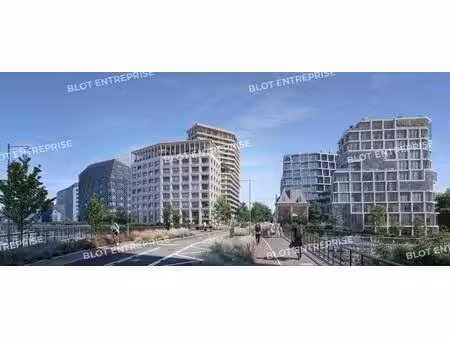 location bureaux 605 m²
