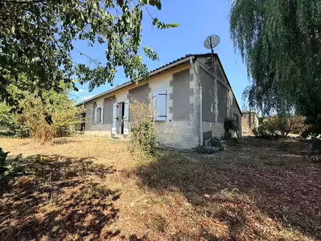 vente maison 5 pièces 116 m² à saint-savin (33920)  124 200 €