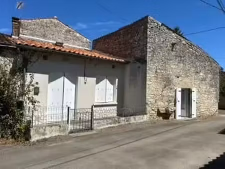vente maison 2 pièces 56 m² à dampierre-sur-boutonne (17470)  96 300 €